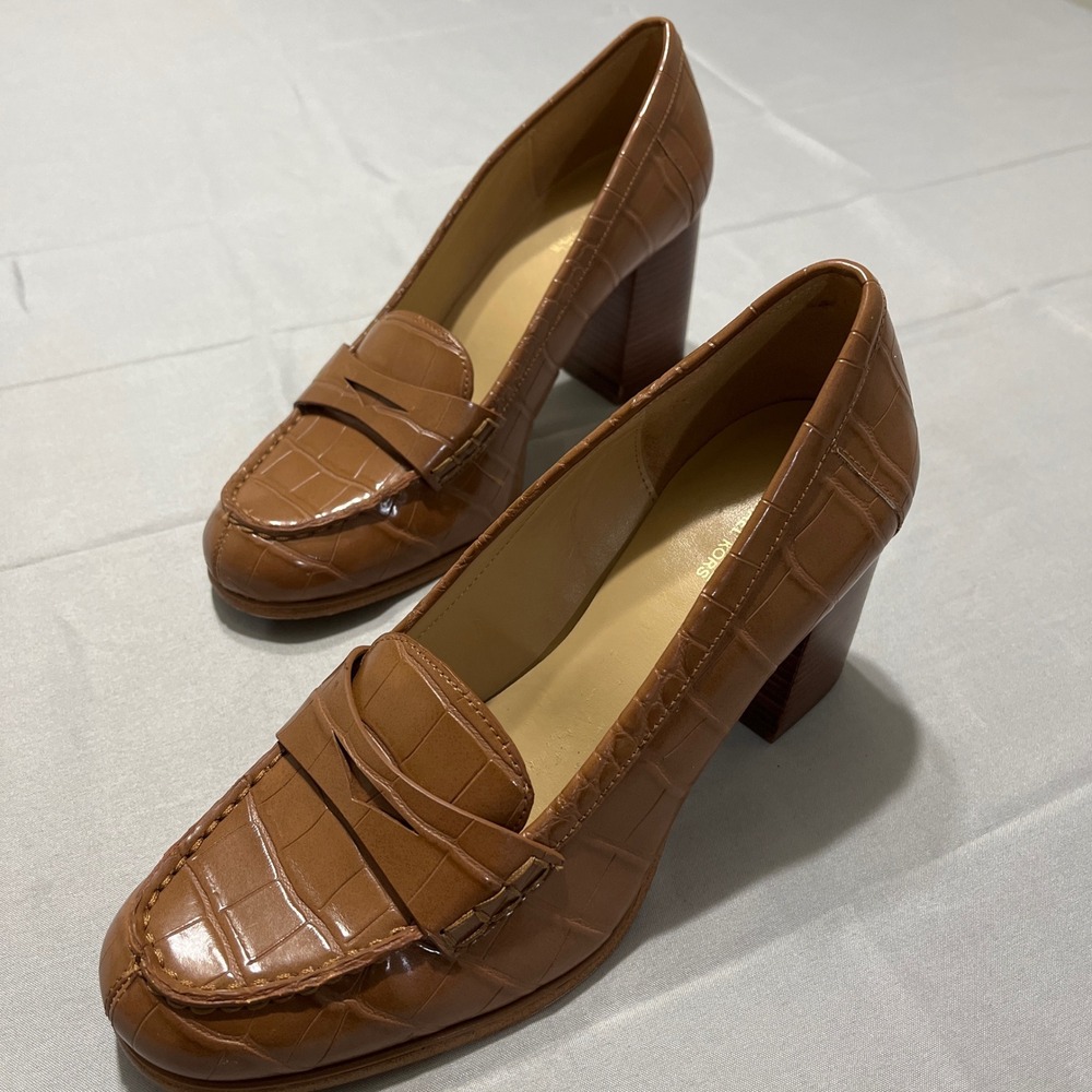 Michael Kors Loafer Pumps Womens 7M Tan Excellent Croc Embossed Block Heel‎